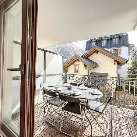 Appartement : 64m², Centre-ville, 6 Pers, Proche Pistes Et Brevent - Fr-1-507-14