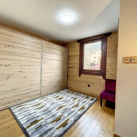 Apartamento : 64m², Centre-ville, 6 Pers, Proche Pistes Et Brevent - Fr-1-507-14 *